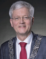 Theo Weterings is lid van het dagelijks bestuur en burgemeester van de gemeente Tilburg